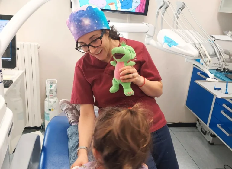 quanti denti da latte cadono in totale